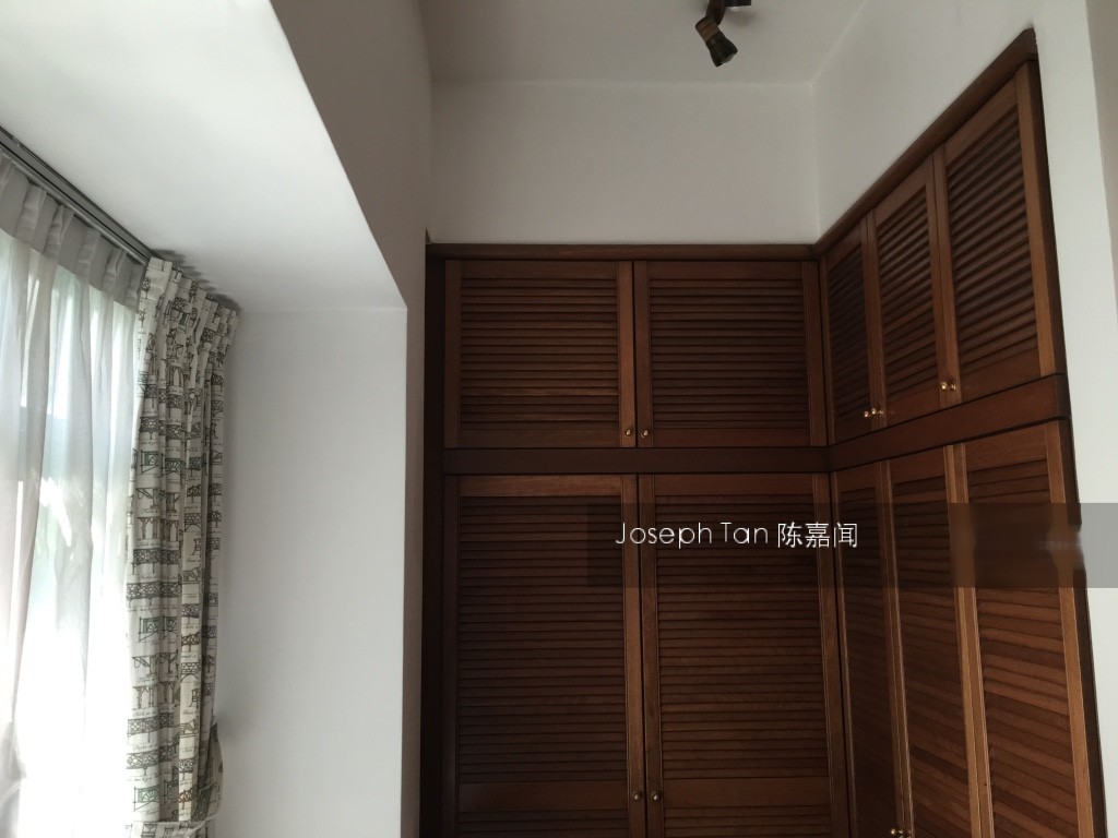 Fifth Avenue Condominium (D10), Condominium #122579862